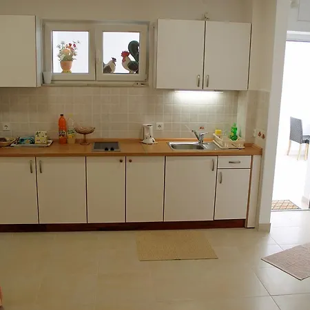 Adria Apartament *