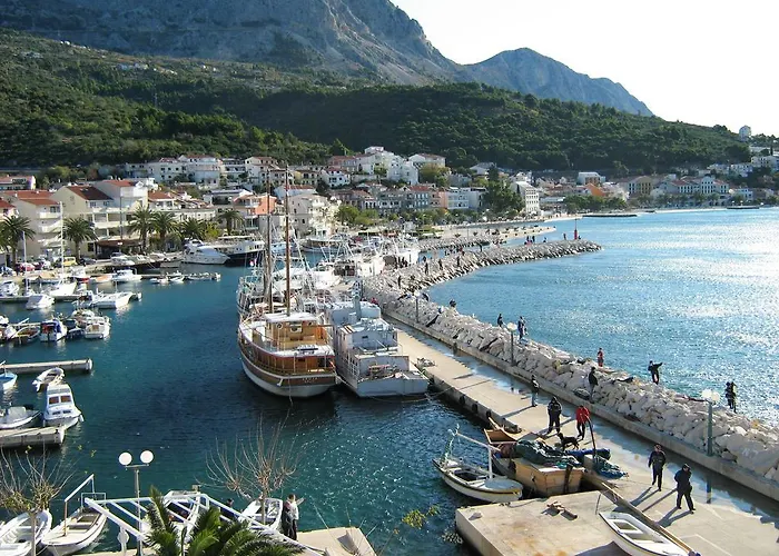 Adria Apartament *